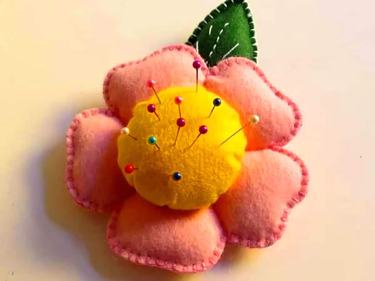 تصویر 4 از جا سوزن طرح گل زیبا و با کیفیت